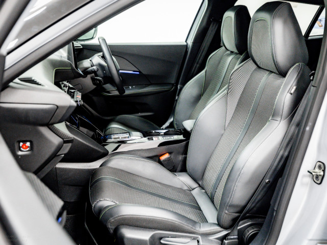 Image for 2024 Peugeot 2008 E-GT 54kWh Auto 156HP