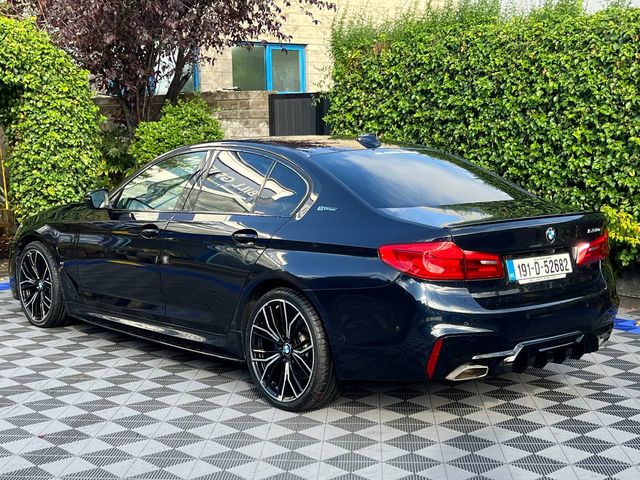 Image for 2019 BMW 5 Series 530e M-SPORT COMPETITION 2.0 HYBRID // HARMAN/KARDON SOUND SYSTEM // LEATHER HEATED & POWERED SEATS // SAT NAV