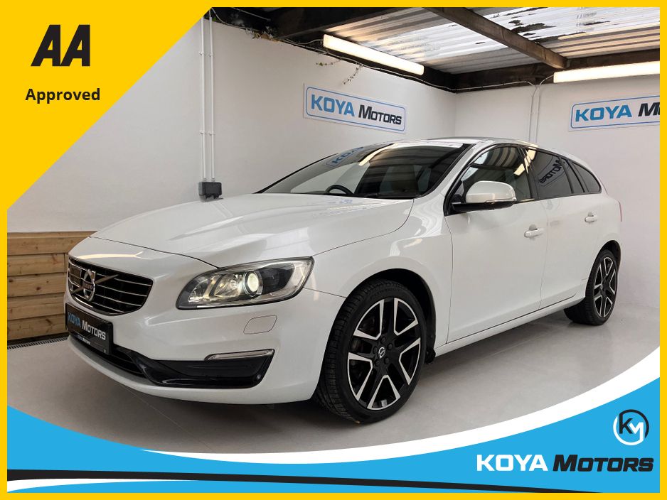 Image for 2017 Volvo V60 2.0 D4 SE LUXURY DIESEL 190BHP AUTOMATIC // FULL LEATHER ELECTRIC SEATS // REVERSING CAMERA // CRUISE CONTROL // LANE ASSIST // COLLISION WARNING SYSTEM // LOW KMS // TOP SPEC // UPGRADED SPORT ALLOYS