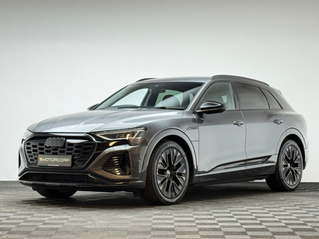 Image for 2023 Audi Q8 e-tron 50 BLACK EDITION QUATTRO