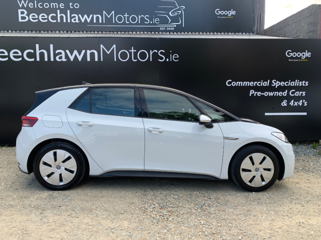 Image for 2021 Volkswagen ID.3 PRO LIFE 58 KWH 204 BHP AUTO // ONE OWNER // FULL DOCUMENTED SERVICE HISTORY // EXCELLENT CONDITION // 06/27 NCT // 