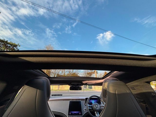 Image for 2023 Mercedes-Benz EQE 300 AMG LINE PREMIUM OPENING PAN ROOF