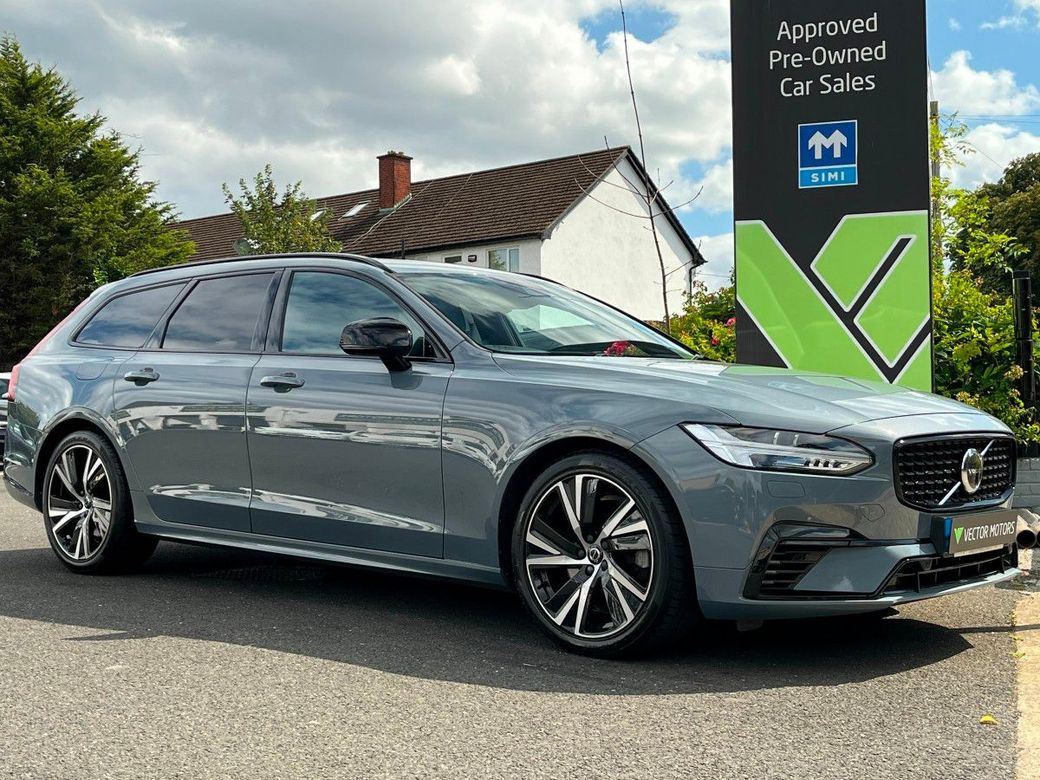Image for 2021 Volvo V90 T6 R-DESIGN PHEV AWD