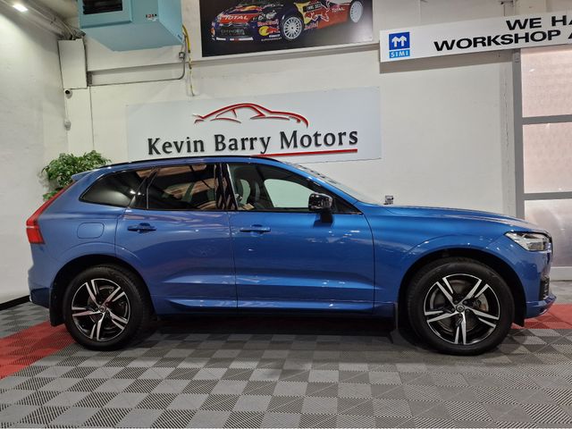Image for 2021 Volvo XC60 T6 RECHARGE R DESIGN (PAN ROOF) AWD 340BHP AUTOMATIC **TINY MILEAGE / APPLE CARPLAY & ANDROID AUTO / CRUISE CONTROL / ELECTRIC BOOTLID / HEATED FRONT & REAR SEATS / HEATED SWHEEL / REVERSE CAMERA**