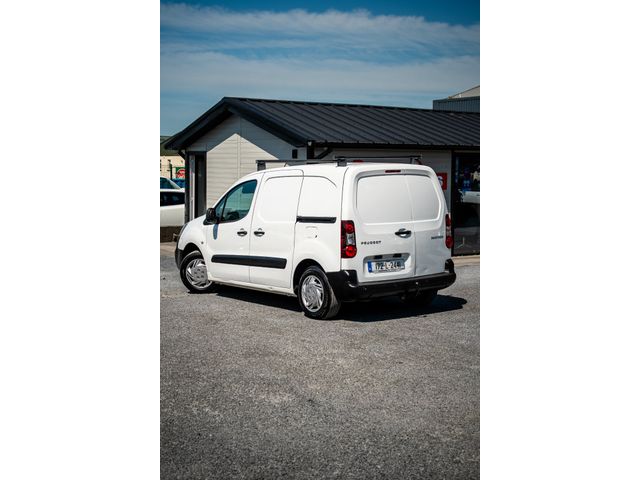 Image for 2017 Peugeot Partner 
