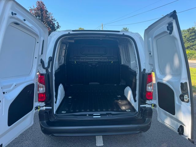 Image for 2025 Citroen Berlingo Enterprise Bluehdi 100 MWB 650