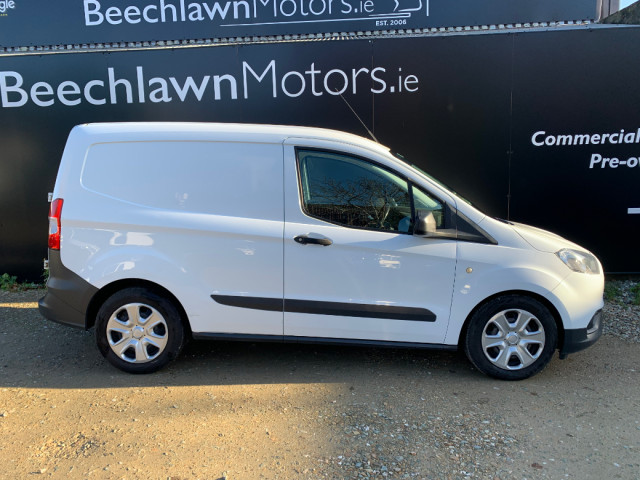 Image for 2019 Ford Transit Courier 1.5 TDCI 6SP TREND // PRICE EXCL. VAT // 07/26 CVRT // ONE PREVIOUS OWNER // FULL DOCUMENTED SERVICE HISTORY // PARKING SENSORS, BLUETOOTH AND ELECTRIC WINDOWS // 
