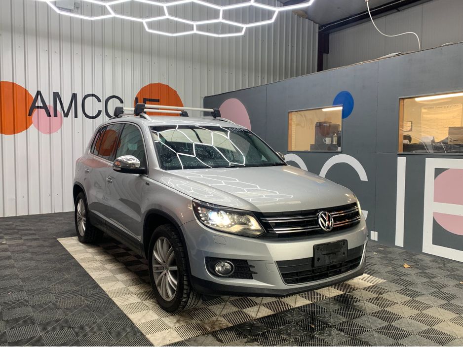 Image for 2015 Volkswagen Tiguan 1.4 PETROL AUTOMATIC / 64k KMs / Reverse Camera, Cruise Control & More