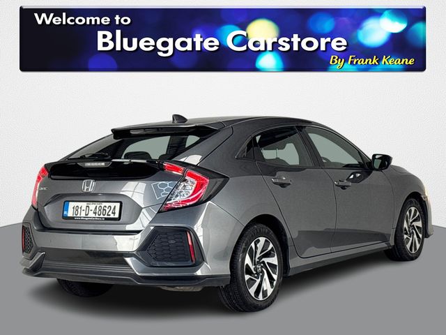 Image for 2018 Honda Civic 1.0 VTEC**BLUETOOTH MEDIA**PARKING SENSORS**SEMI DIGITAL DASH**CRUSIE CONTROL**LANE ASSIST**MULTIFUNCTIONAL STEERING WHEEL**ELECTRIC WINDOWS**COLLISION AVOIDANCE SYSTEM**AUTO HOLD**FINANCE AVAILABLE