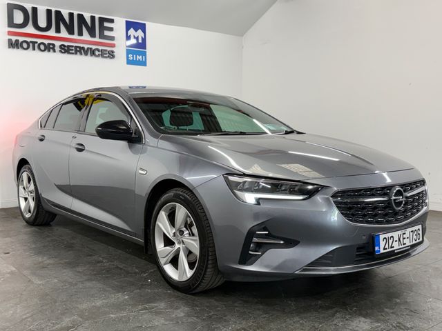 Image for 2021 Opel Insignia **2 KEYS **MULTI FUNCTION STEERING WHEEL **HEATED STEERING WHEEL **ADAPTIVE CRUISE CONTROL **HEATED SEATS **DUAL DIGITAL CLIMATE CONTROL **DIGITAL TOUCH SCREEN RADIO **APPLE CAR PLAY / ANDROID AUTO *