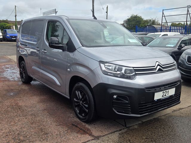 Image for 2022 Citroen Berlingo 950 DRIVER PRO XL BLUEHDI