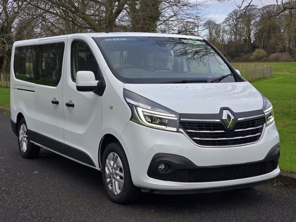 Image for 2020 Renault Trafic 8-9 Seater Taxi Spec