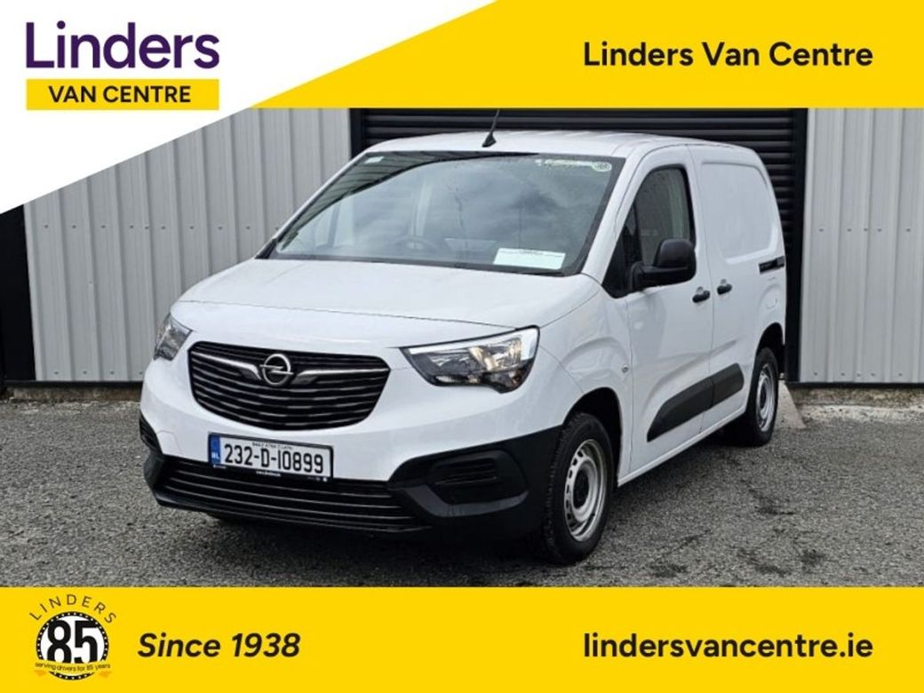 Image for 2023 Opel Combo 3 SEATS LOW KMS