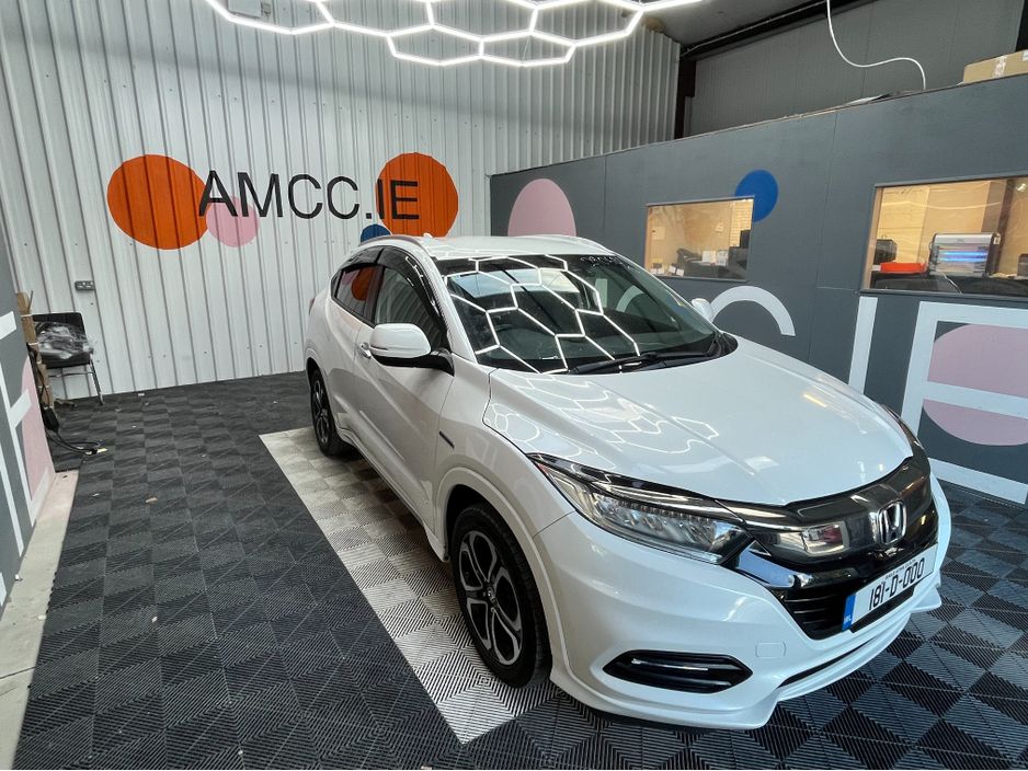 Image for 2018 Honda Vezel 2018 HONDA VEZEL HYBRID Z SENSING 1.5 AUTOMATIC / CRUISE CONTROL / REVERSE CAMERA AND MORE