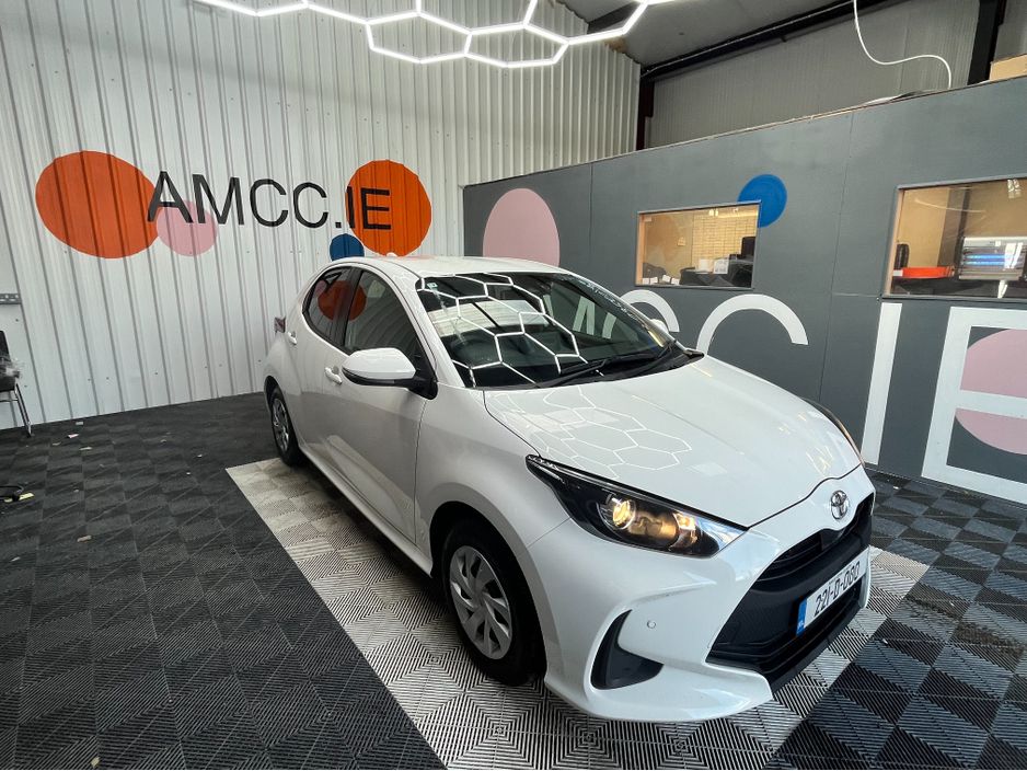 Image for 2022 Toyota Yaris 2022 TOYOTA YARIS X 1.0 AUTOMATIC / REVERSE CAMERA AND MORE