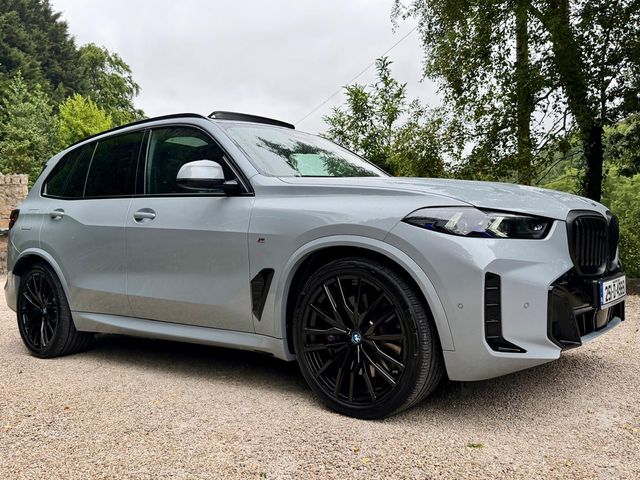 Image for 2025 BMW X5 50E M SPORT PRO *Technology Pack, SkyLounge…22’s”
