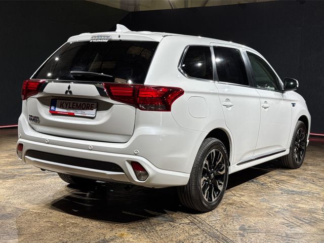 Image for 2017 Mitsubishi Outlander BLACK HALF LEATHER - FACTORY ALLOYS