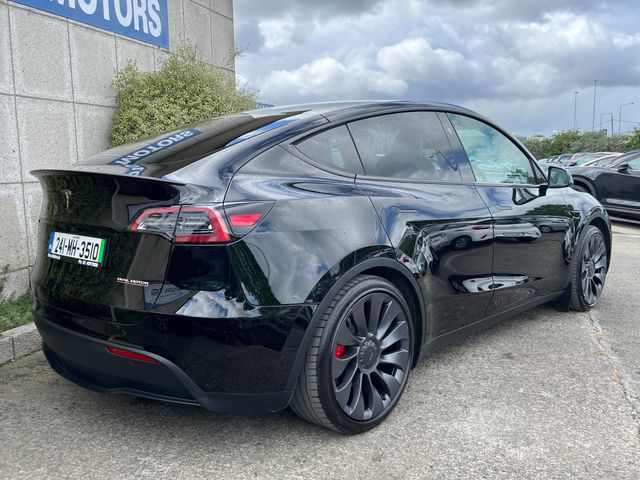 Image for 2024 Tesla Model Y PERFORMANCE AWD DUAL MOTOR 82KWH //FULL LEATHER HEATED SEATS//PARKING CAMERAS//PANORAMIC GLASS ROOF//SAT NAV//