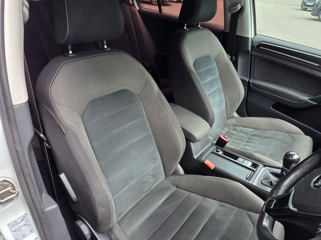 Image for 2014 Volkswagen Golf 1.6 TDI HIGHLINE // SPORT SUSPENSION // NCT TILL 05/26
