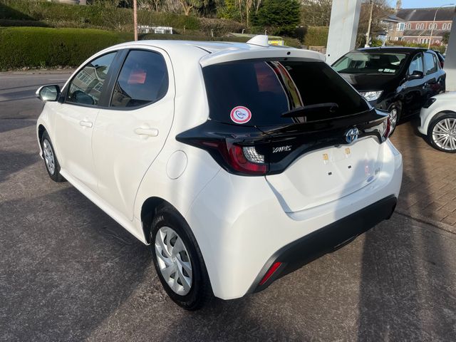 Image for 2022 Toyota Yaris Hybrid automatic 