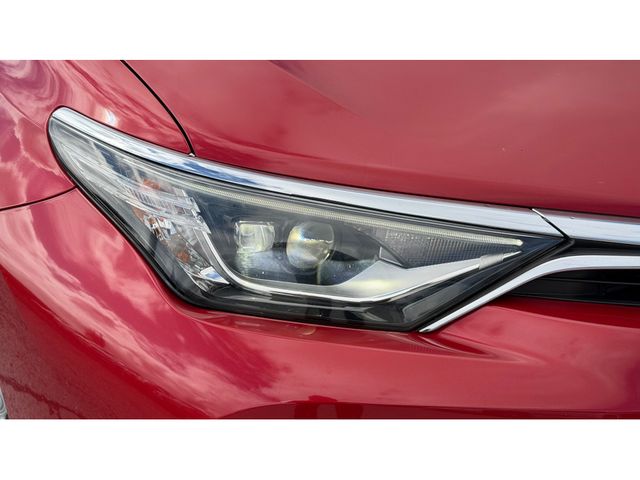 Image for 2017 Toyota Auris Hybrid 
