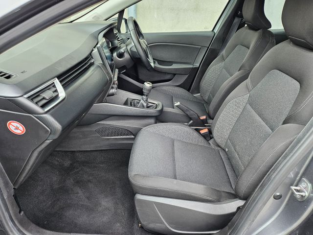 Image for 2023 Renault Clio Equilibre TCE 90 MY22.5 5DR