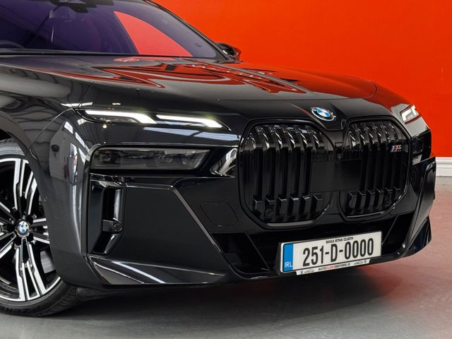 Image for 2025 BMW 7 Series M760E XDRIVE