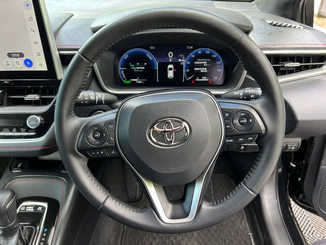 Image for 2025 Toyota Corolla GZ SPORT 1.8 HYBRID AUTO // VERY LOW MILEAGE // REVERSE CAMERA // DIGITAL CLUSTER