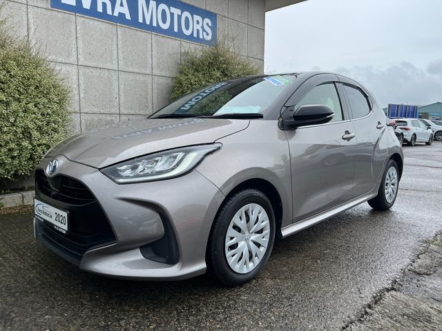 Image for 2020 Toyota Yaris Z HYBRID AUTOAMTIC 1.5 PETROL //HIGH SPEC//LOW MILES//360 PARKING CAMERAS//HEATED SEATS//KEYLESS ENTRY//ADAPTIVE CRUISE CONTROL//