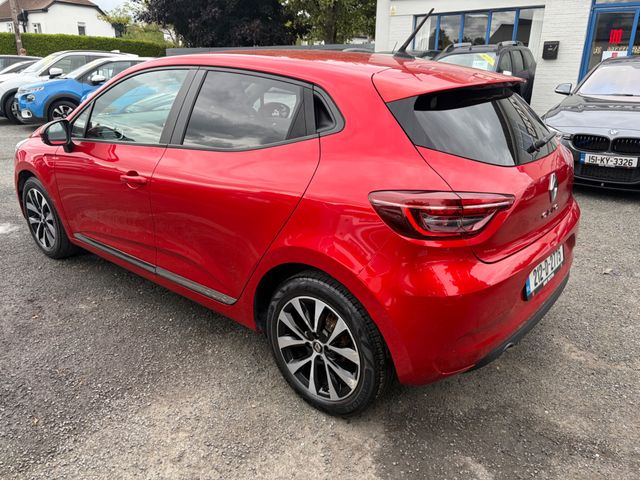 Image for 2021 Renault Clio 2021 RENAULT CLIO 1.0 PETROL ICONIC