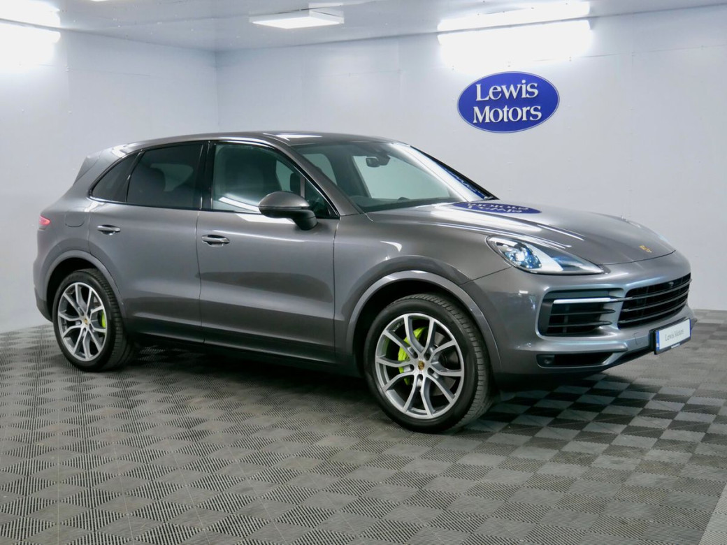 Image for 2023 Porsche Cayenne 2023 Porsche Cayenne Hybrid