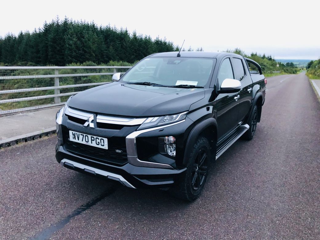Image for 2021 Mitsubishi L200 DI-D BARBARIAN DCB