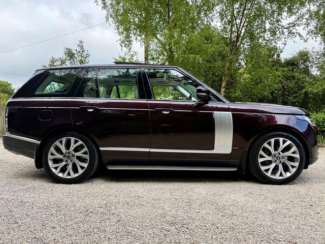 Image for 2020 Land Rover Range Rover P400e Vogue SE *Opening Sunroof…Huge Specification* 