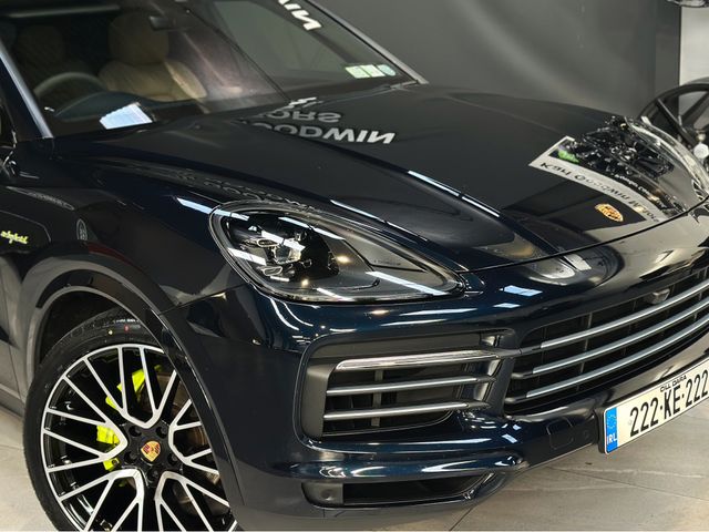Image for 2022 Porsche Cayenne V6 E-HYBRID 5DR AUTO