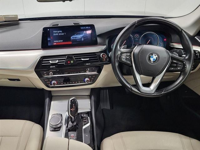 Image for 2018 BMW 5 Series 520d SE Saloon