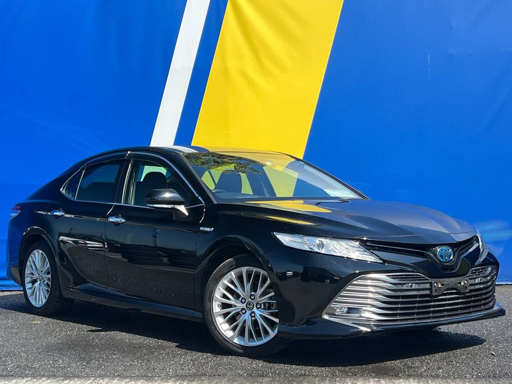 Image for 2018 Toyota Camry G-LEATHER 2.5 HYBRID // HEADS-UP DISPLAY // ADAPTIVE CRUISE CONTROL // 18" MULTISPOKE ALLOYS