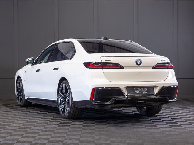 Image for 2025 BMW 7 Series X-Drive 750e M-Sport