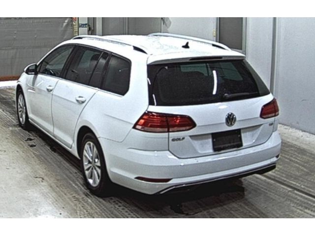 Image for 2018 Volkswagen Golf 1.2 Estate Petrol Auto