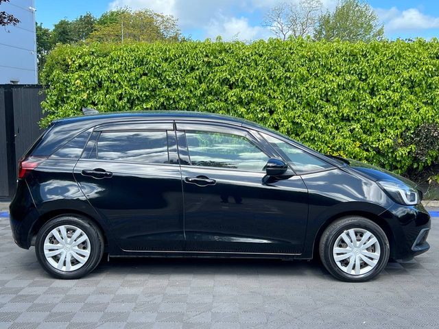 Image for 2021 Honda Fit 1.5 HYBRID AUTO // REVERSE CAMERA // AIR CONDITIONING // LANE ASSIST