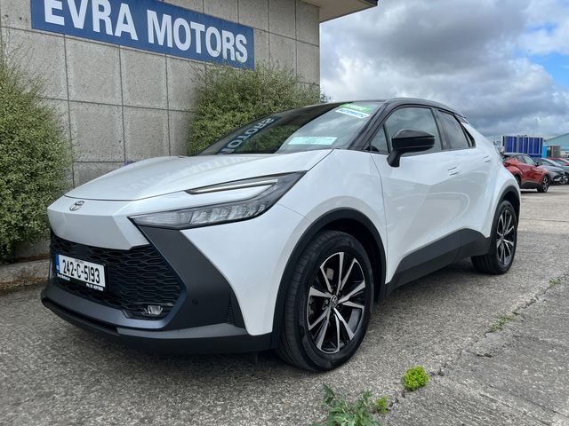 Image for 2024 Toyota C-HR SPORT+ PLUG IN HYBRID AUTOMATIC 2.0 PETROL //HIGH SPEC//PANORAMIC GLASS ROOF//HEATED SEATS AND STEERING WHEEL//REVERSE CAMERA//KEYLESS ENTRY//