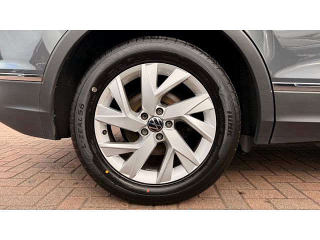 Image for 2023 Volkswagen Tiguan Life 2.0tdi M6F 122HP 5