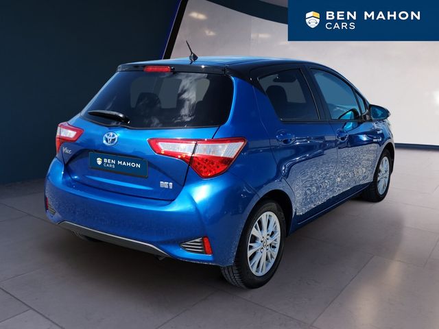 Image for 2017 Toyota Yaris Hybrid Luxury