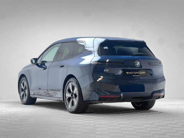 Image for 2022 BMW iX 40 M SPORT PAN ROOF