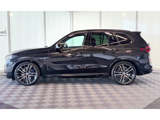 Image for 2026 BMW X5 XDRIVE50E M SPORT *PAN ROOF*AERO BODY KIT*