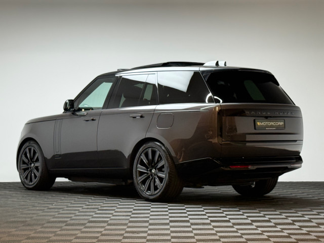 Image for 2025 Land Rover Range Rover P550E AUTOBIOGRAPHY