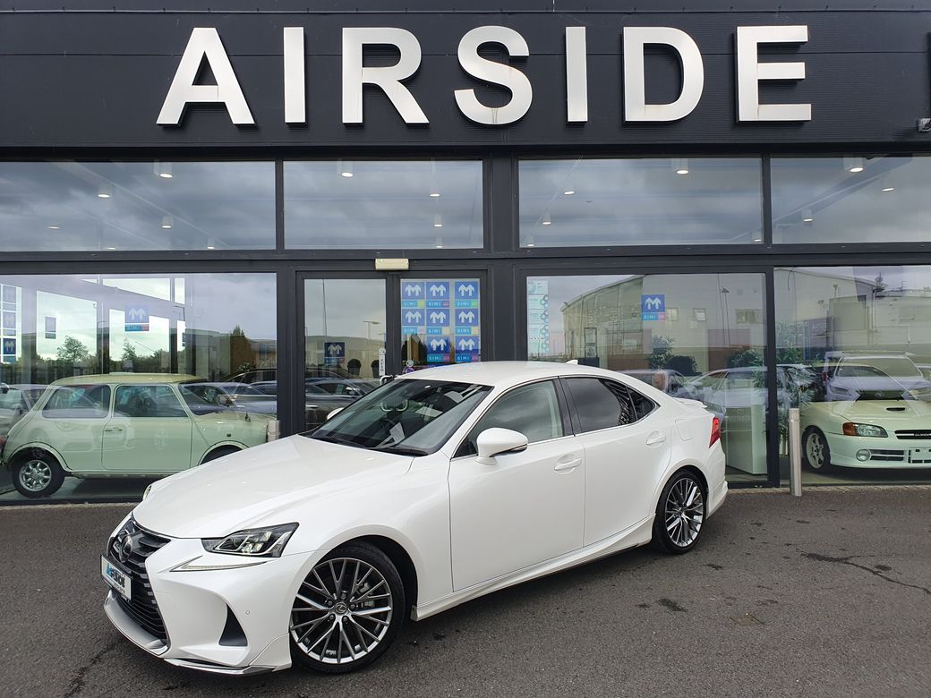 Image for 2018 Lexus IS 300h 2.5 HYBRID