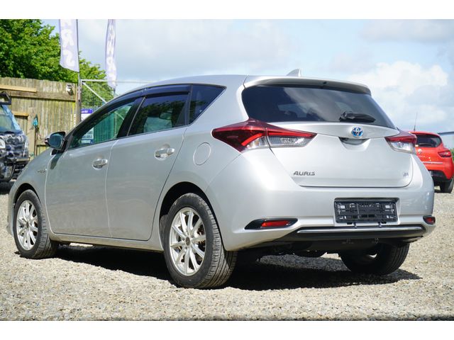 Image for 2016 Toyota Auris 
