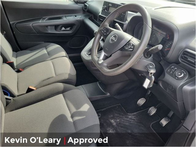 Image for 2021 Opel Combo COMBO L1H1-1.5 75BHP Low Mileage