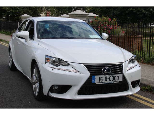 Image for 2015 Lexus IS 300h Advance