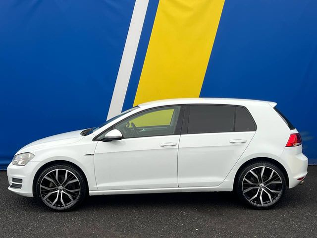 Image for 2015 Volkswagen Golf R-LINE PACK 1.2 TSI AUTO // NEW 19" DIAMOND CUT ALLOYS // BLUETOOTH MUSIC // AIR CONDITIONING